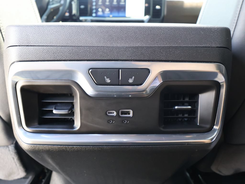Certified 2024 Chevrolet Silverado 2500 High Country w/ High Country Premium Package AWD/4WD image 32
