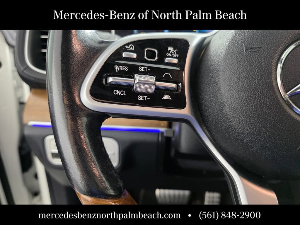 Used 2021 Mercedes-Benz GLS 580 4MATIC image 16