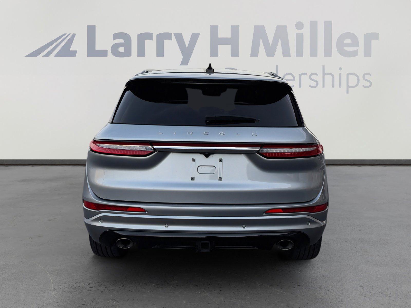 Used 2023 Lincoln Corsair Reserve w/ Equipment Group 202A image 4