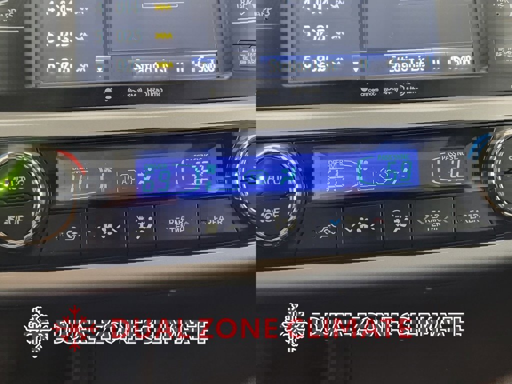 Used 2018 Toyota Highlander XLE image 27