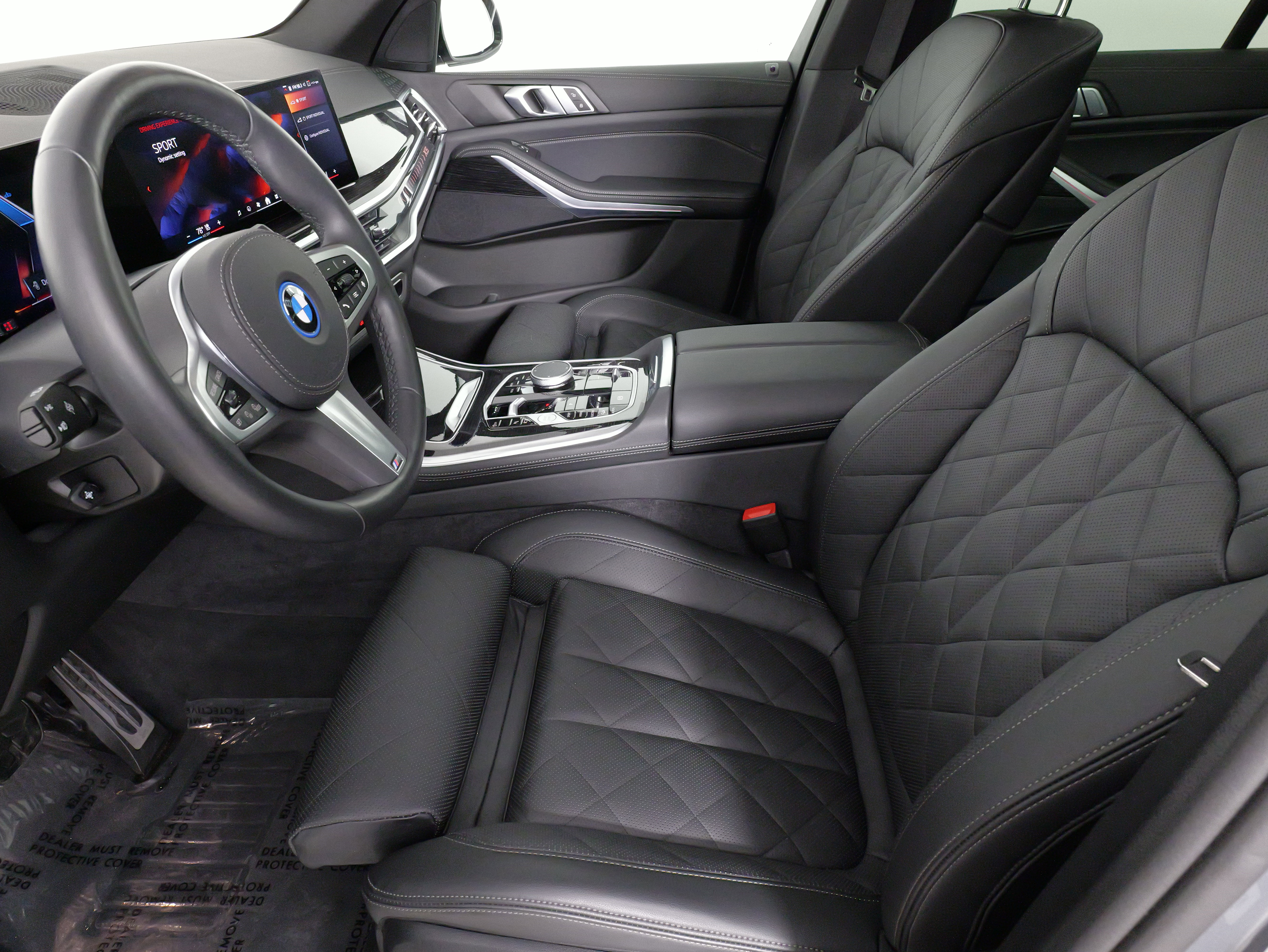 Used 2025 BMW X5 xDrive50e w/ M Sport Package AWD/4WD image 25