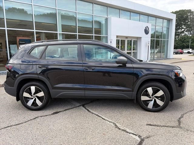 Used 2025 Volkswagen Taos S AWD/4WD image 2