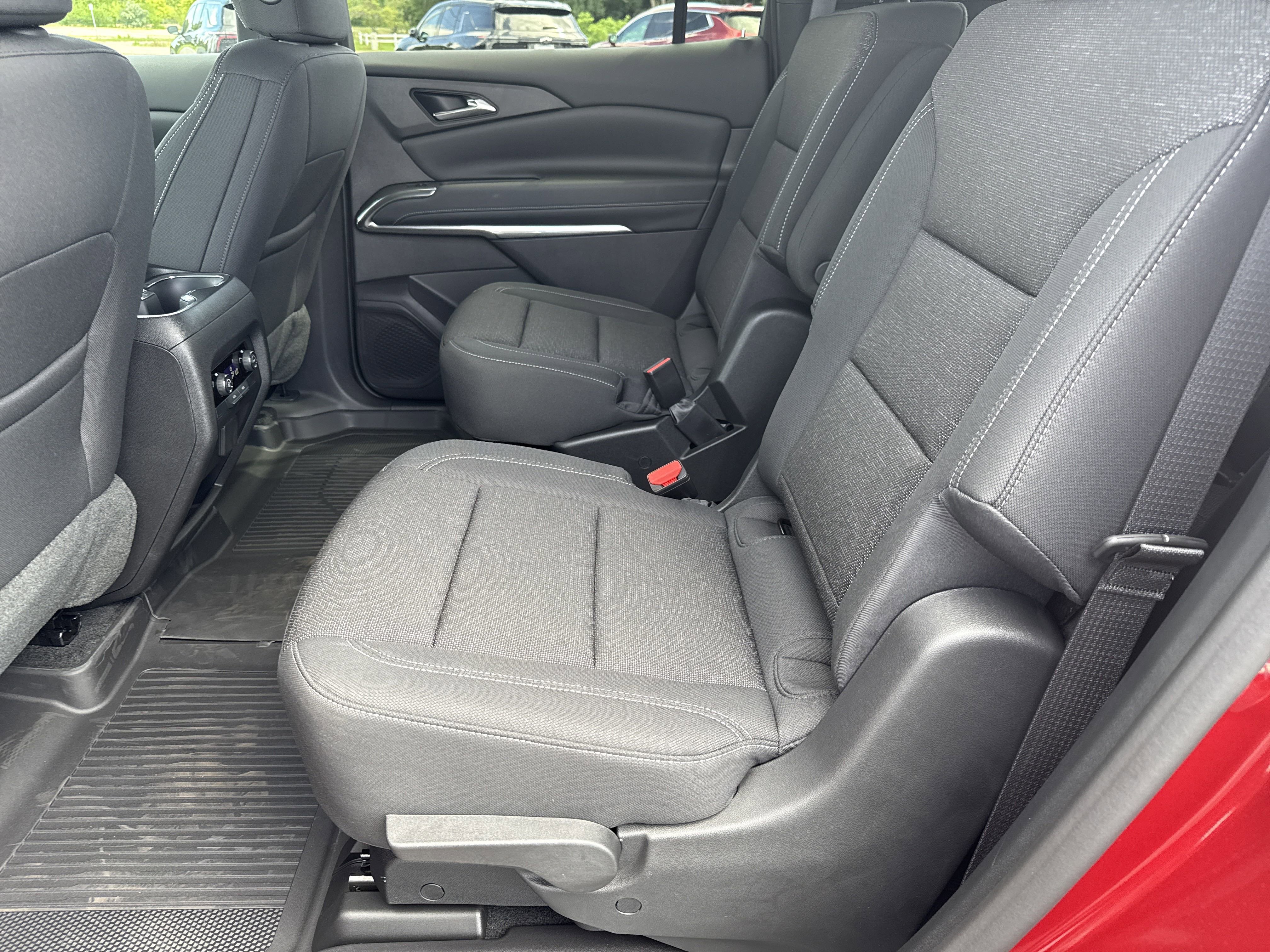New 2026 Chevrolet Traverse LT w/ Sun and Wheel Package image 22