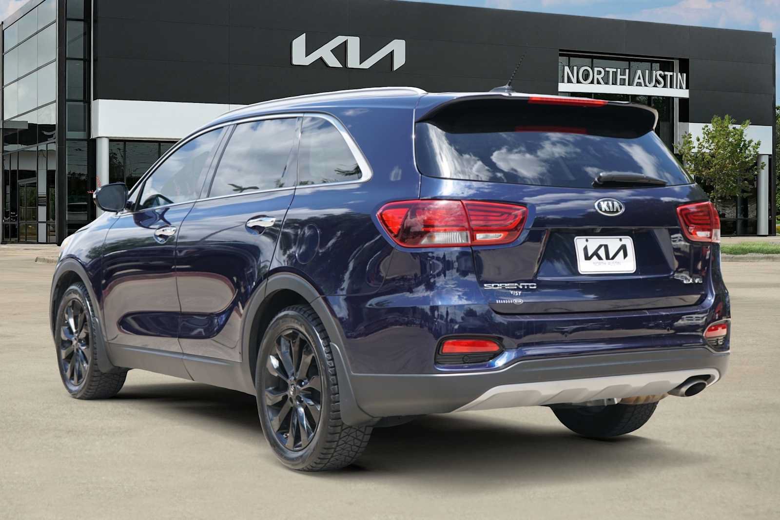 Used 2020 Kia Sorento EX FWD image 4