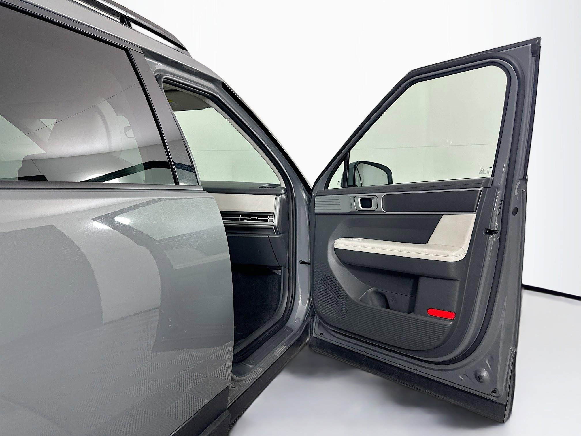 Used 2024 Hyundai Santa Fe SEL image 32