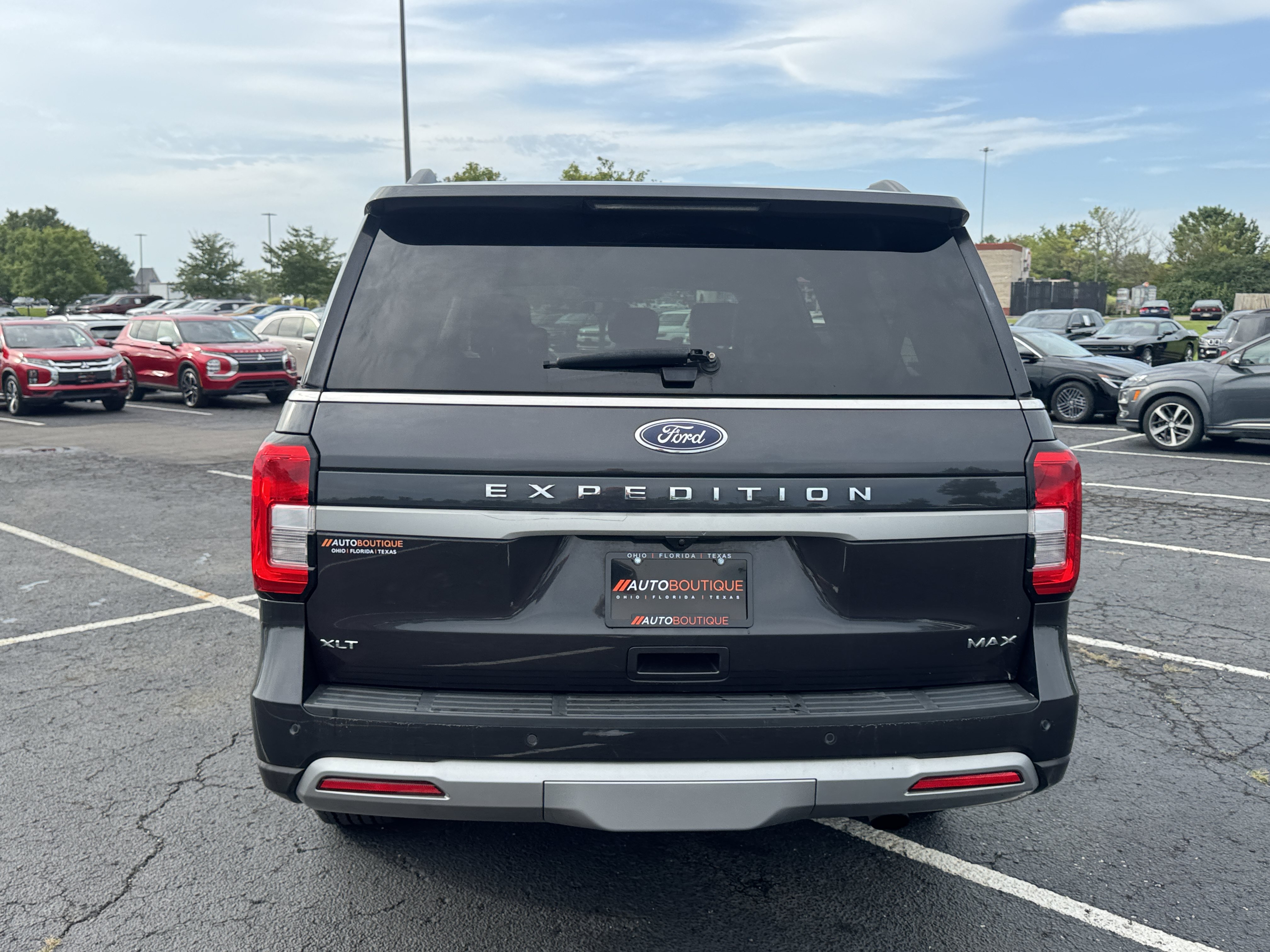 Used 2024 Ford Expedition Max XLT RWD image 11