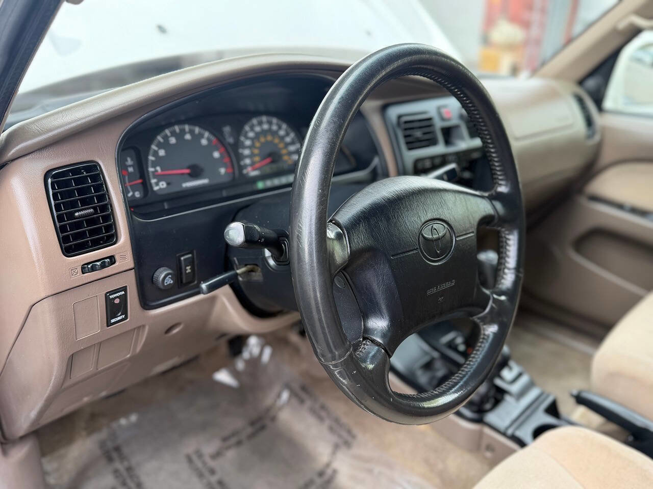 Used 2002 Toyota 4Runner SR5 image 7