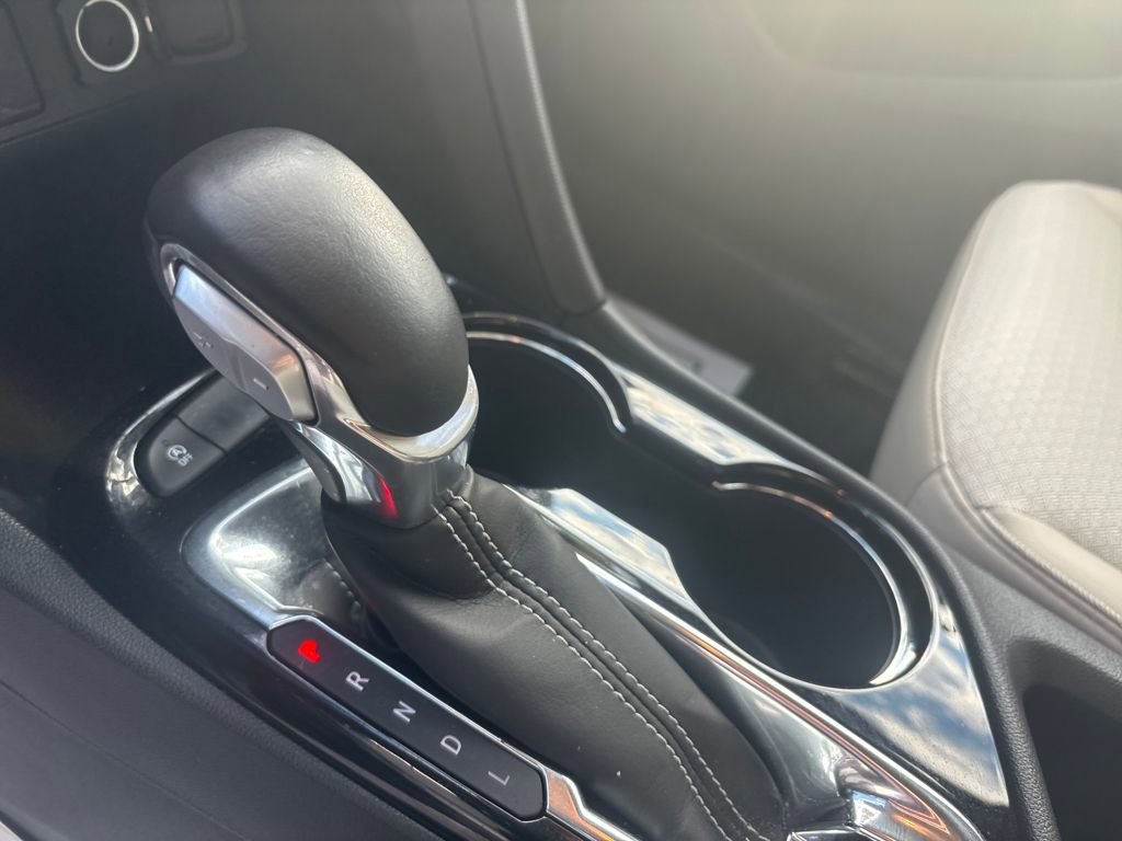 Used 2023 Buick Encore GX Select image 30