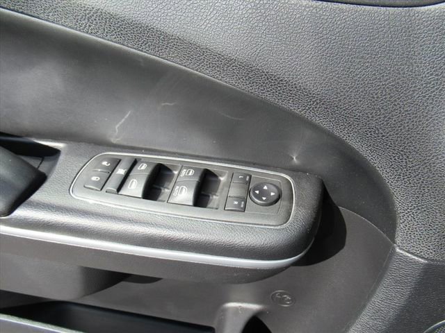 Used 2021 Chrysler 300 Touring w/ Chrome Appearance Package RWD image 19