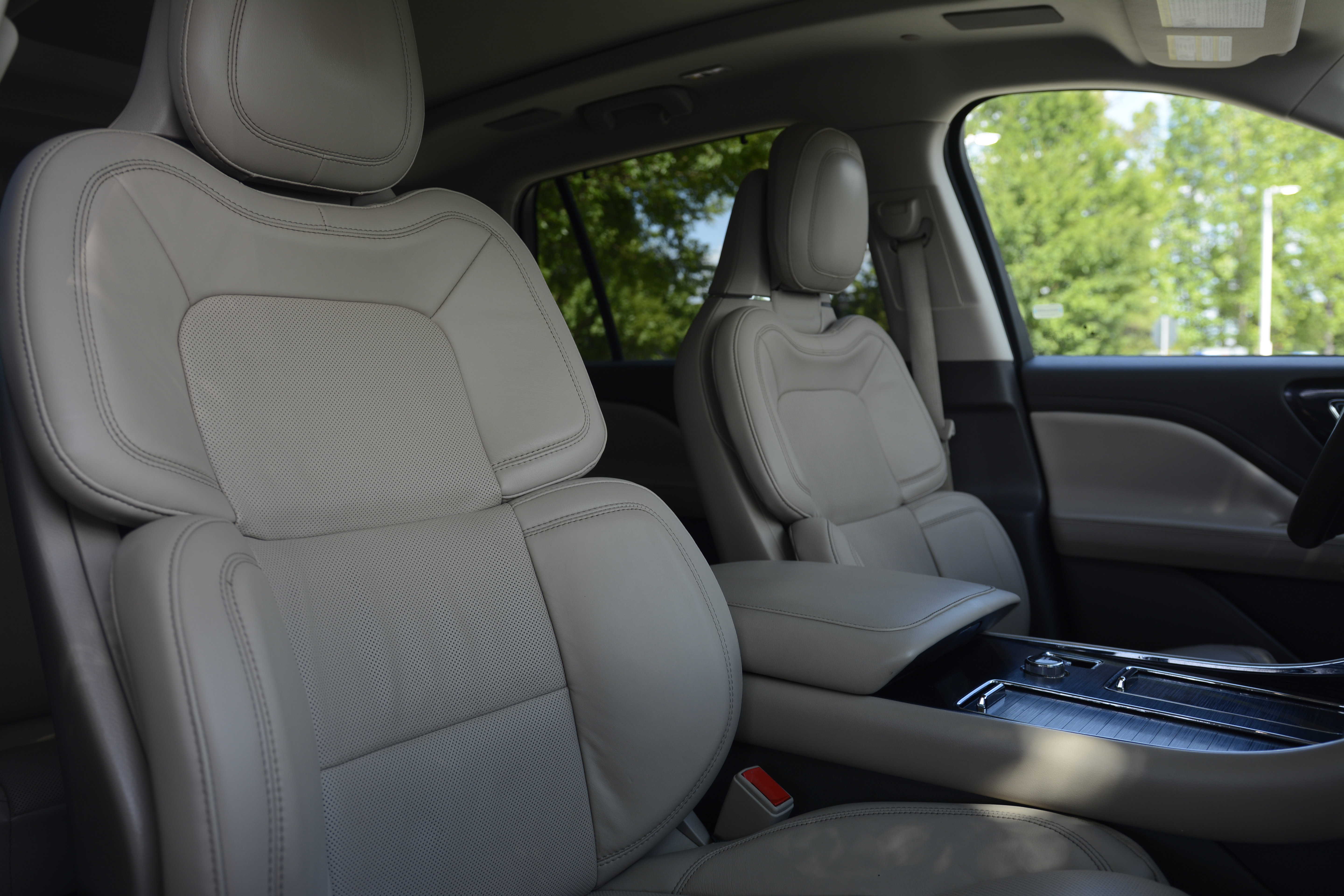 Used 2020 Lincoln Aviator Reserve w/ Equipment Group 202A AWD/4WD image 53