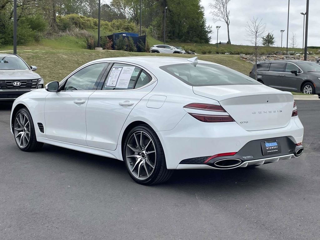 Used 2025 Genesis G70 2.5T image 5