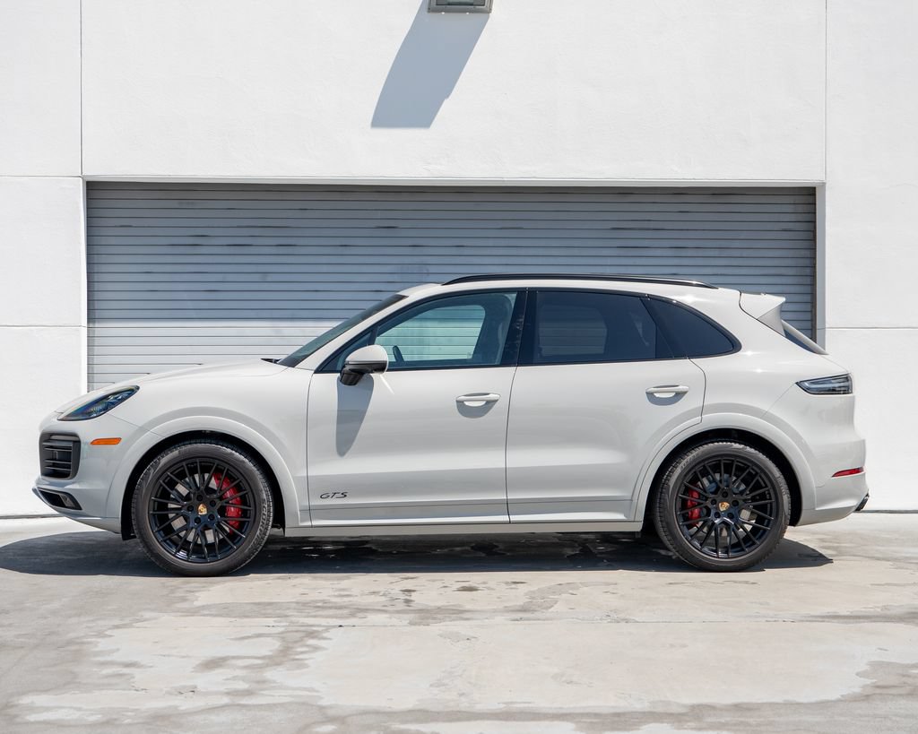 Certified 2023 Porsche Cayenne GTS AWD/4WD image 2