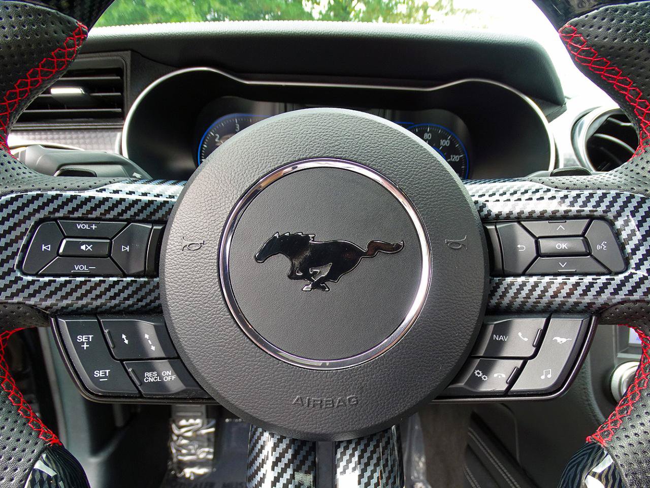 Used 2021 Ford Mustang GT Premium w/ GT Performance Package RWD image 28