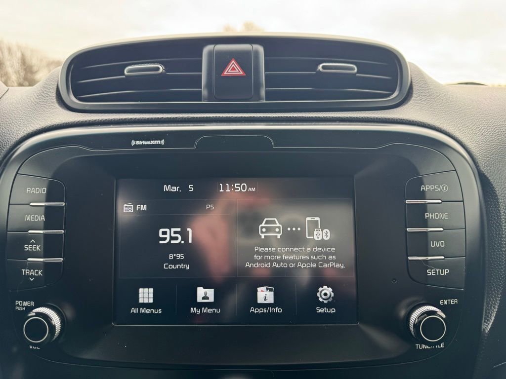 Used 2018 Kia Soul + image 17