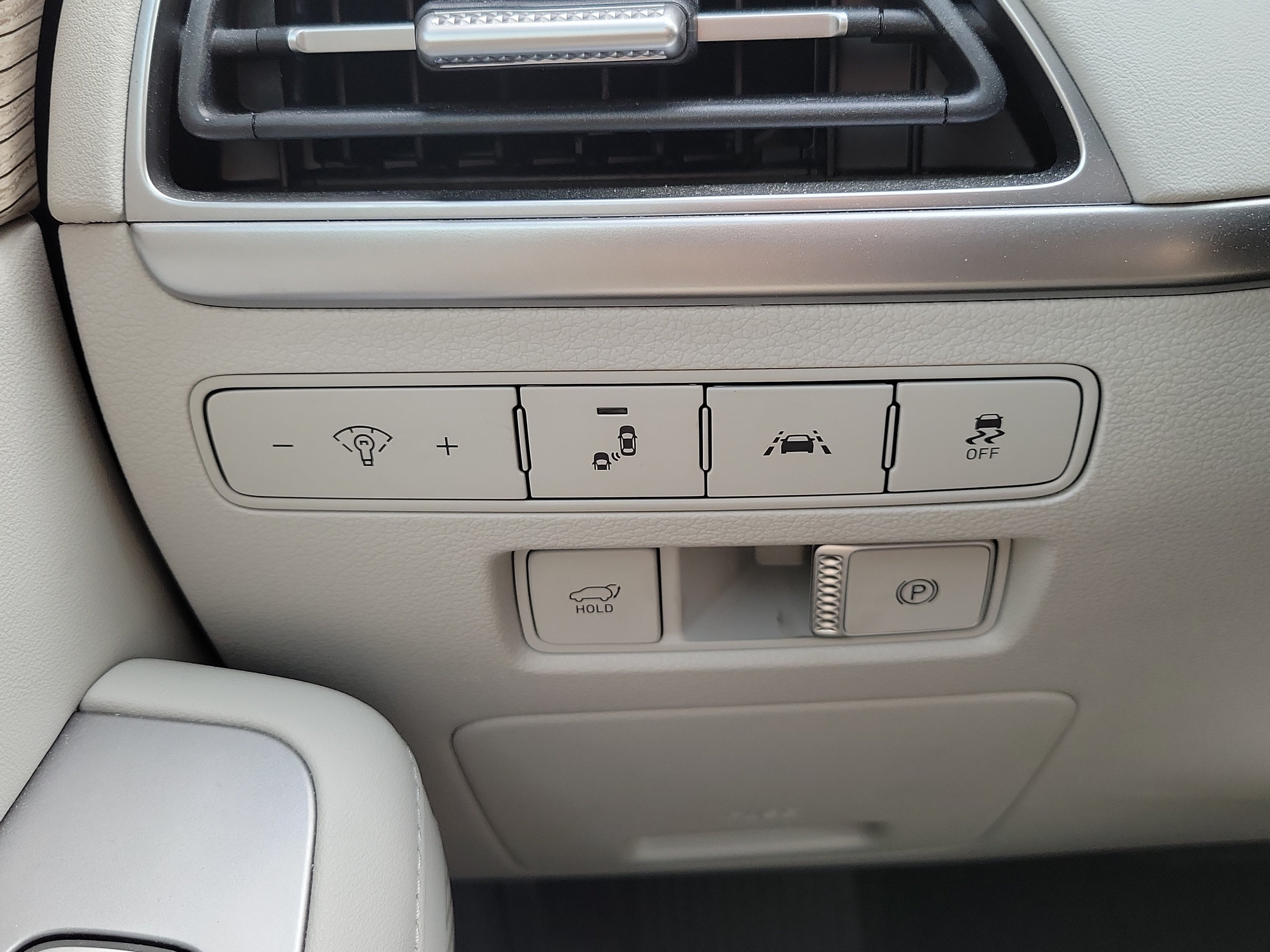 Used 2021 Hyundai Palisade SEL w/ Premium Package FWD image 26