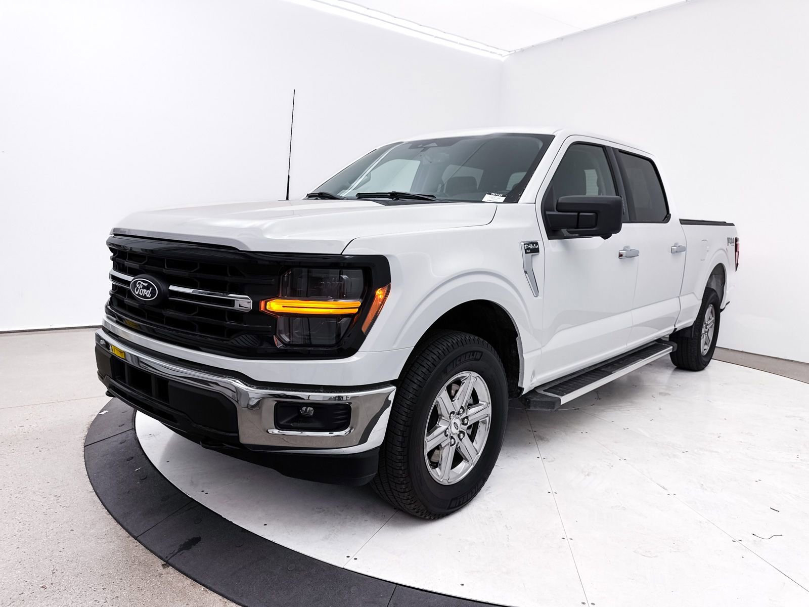 Used 2024 Ford F150 XLT w/ FX4 Off-Road Package image 13