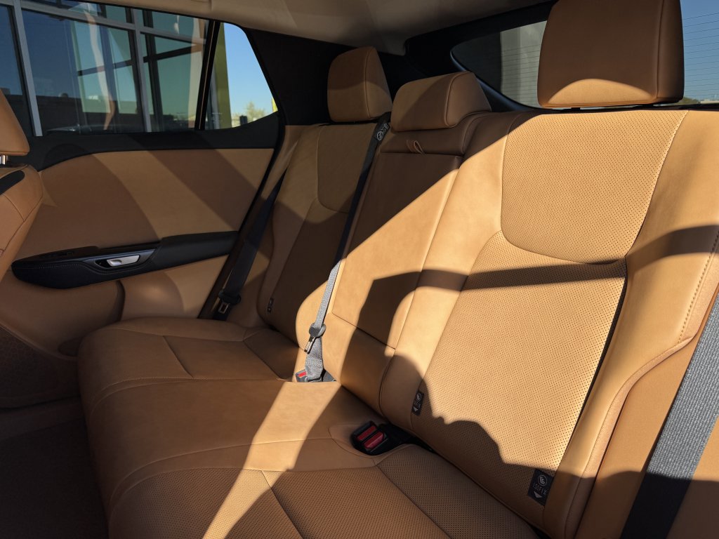 Used 2023 Lexus RZ 450e Premium w/ Technology Package image 34