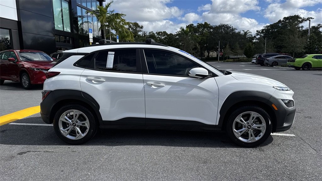 Used 2022 Hyundai Kona SEL image 6