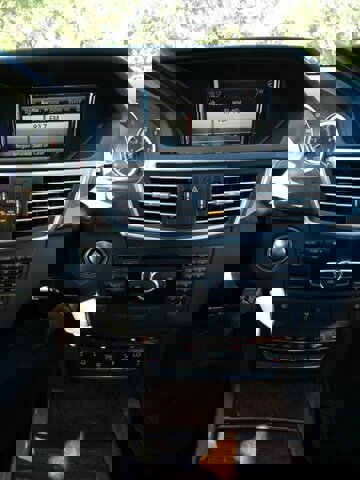 Used 2013 Mercedes-Benz E 350 4MATIC Wagon image 31