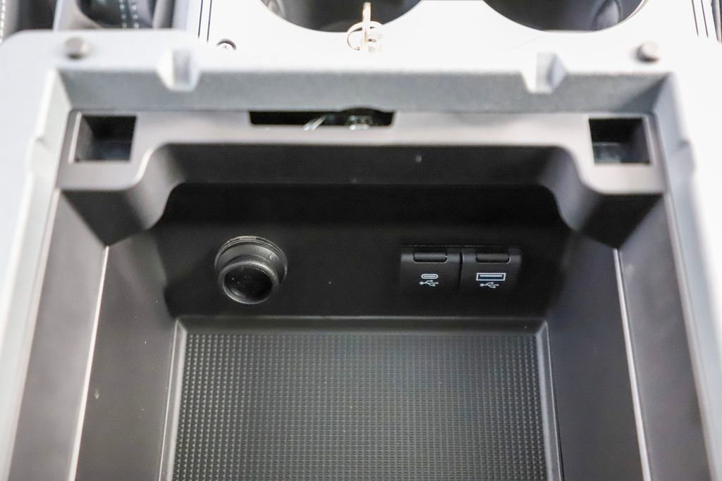 Used 2024 INEOS Grenadier AWD/4WD image 61