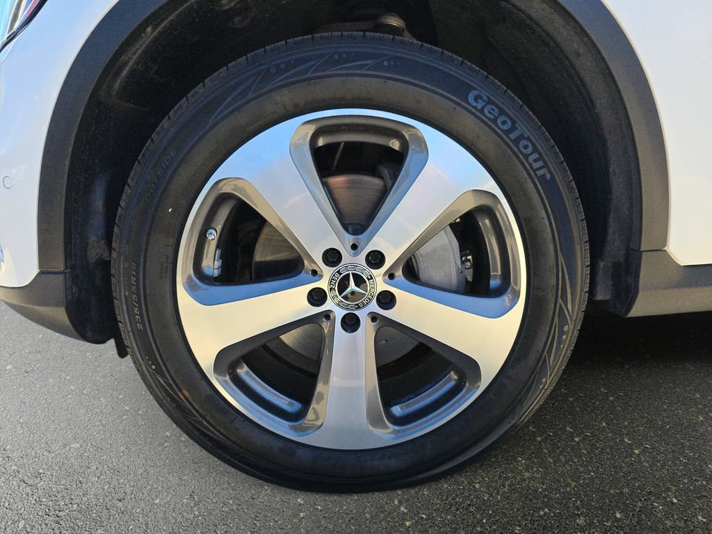 Used 2022 Mercedes-Benz GLC 300 4MATIC image 37