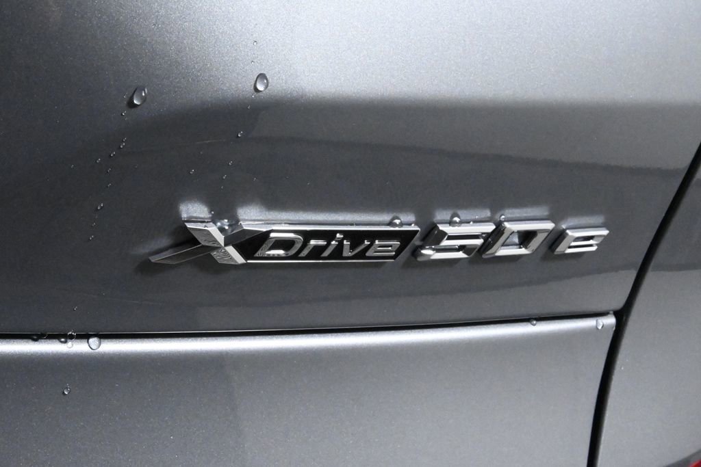 Used 2026 BMW X5 xDrive50e w/ M Sport Package image 43