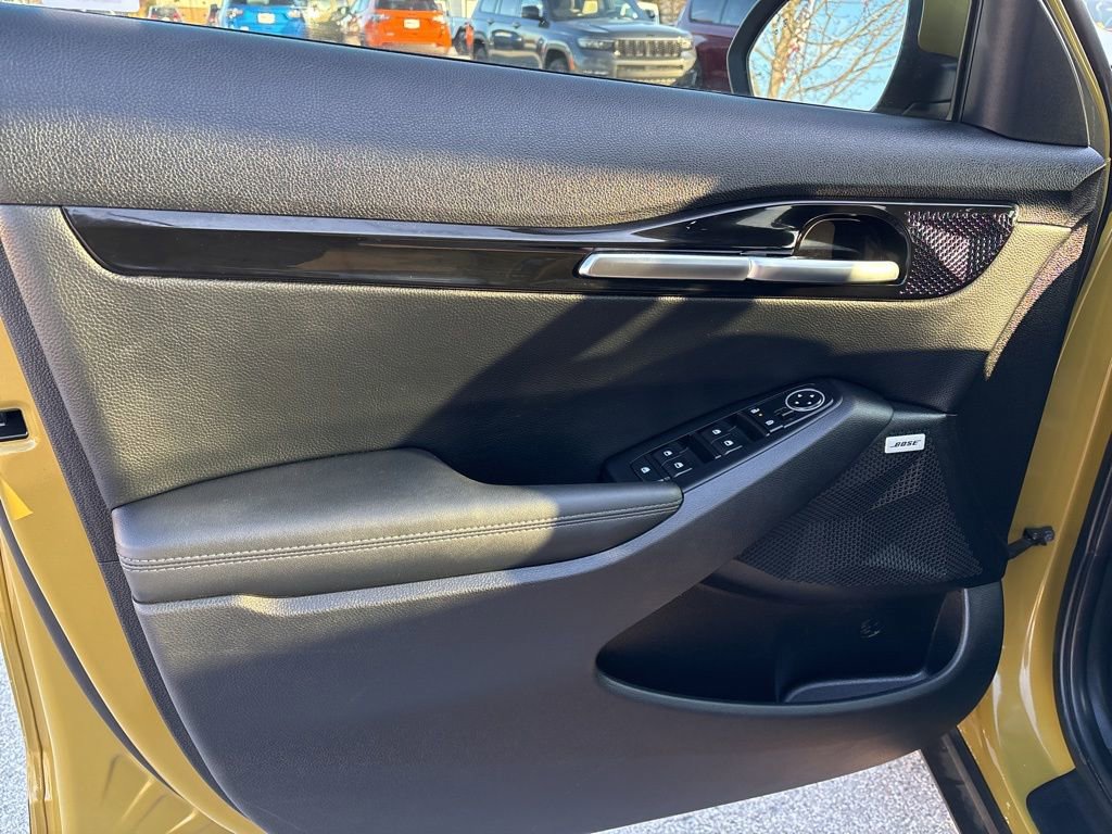 Used 2024 Kia Seltos SX w/ SX Sunroof Package image 8