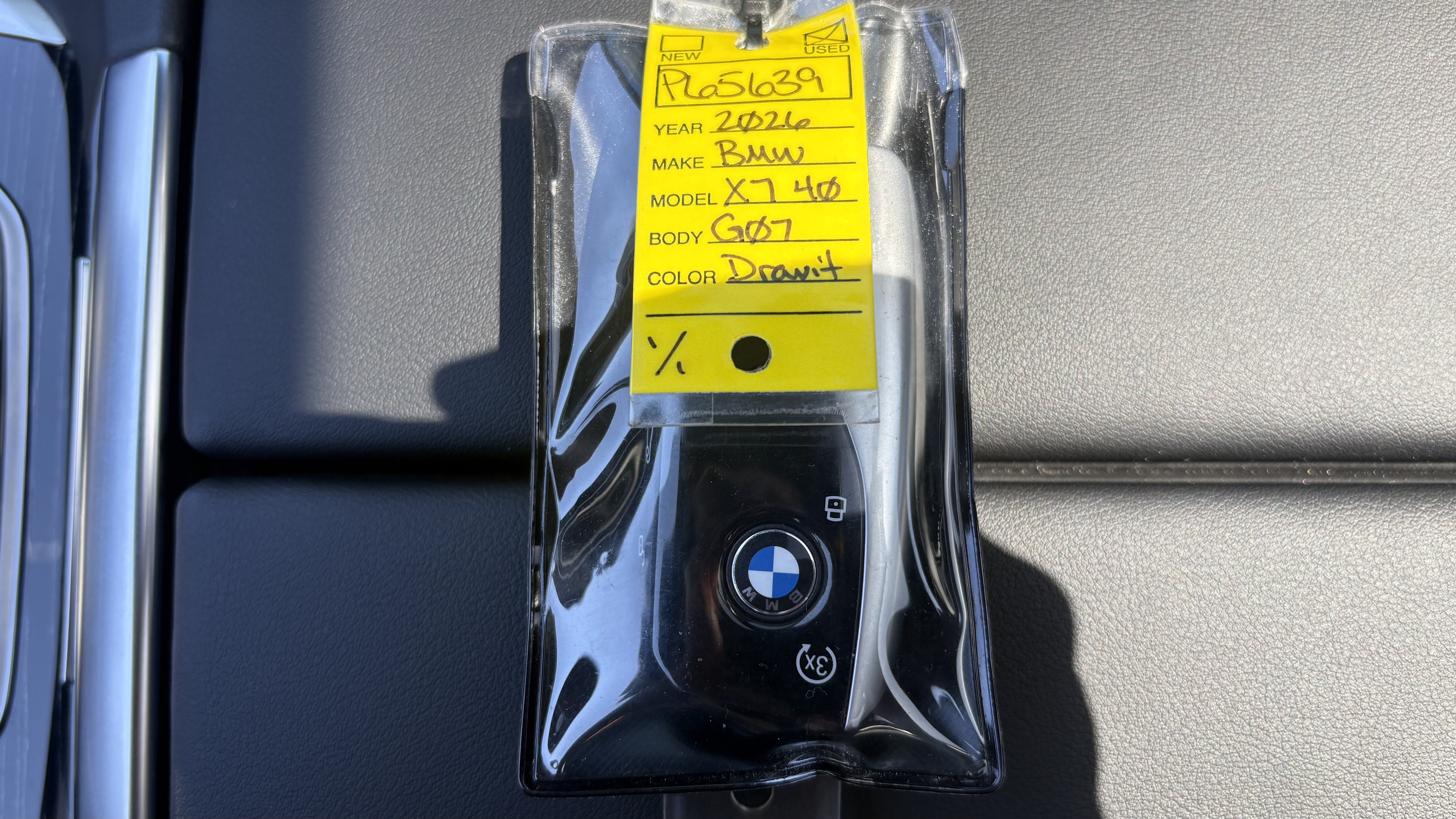Used 2026 BMW X7 xDrive40i w/ M Sport Package AWD/4WD image 36