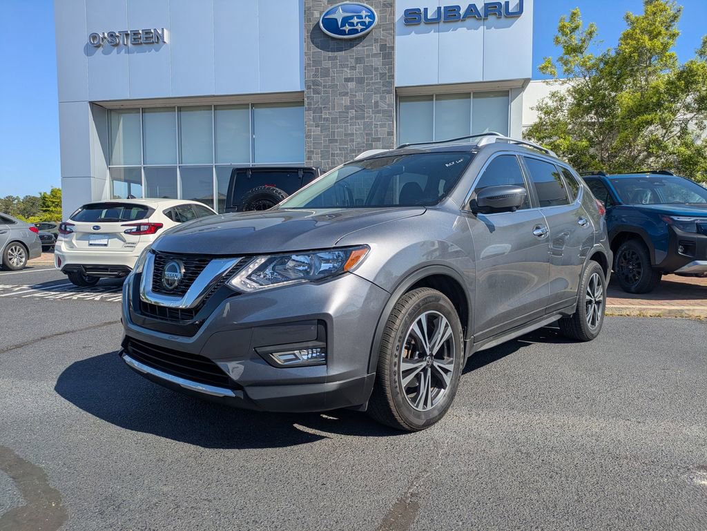 Used 2019 Nissan Rogue SV w/ Premium Package image 9