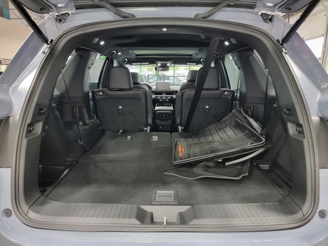 Certified 2025 Honda Pilot TrailSport image 35
