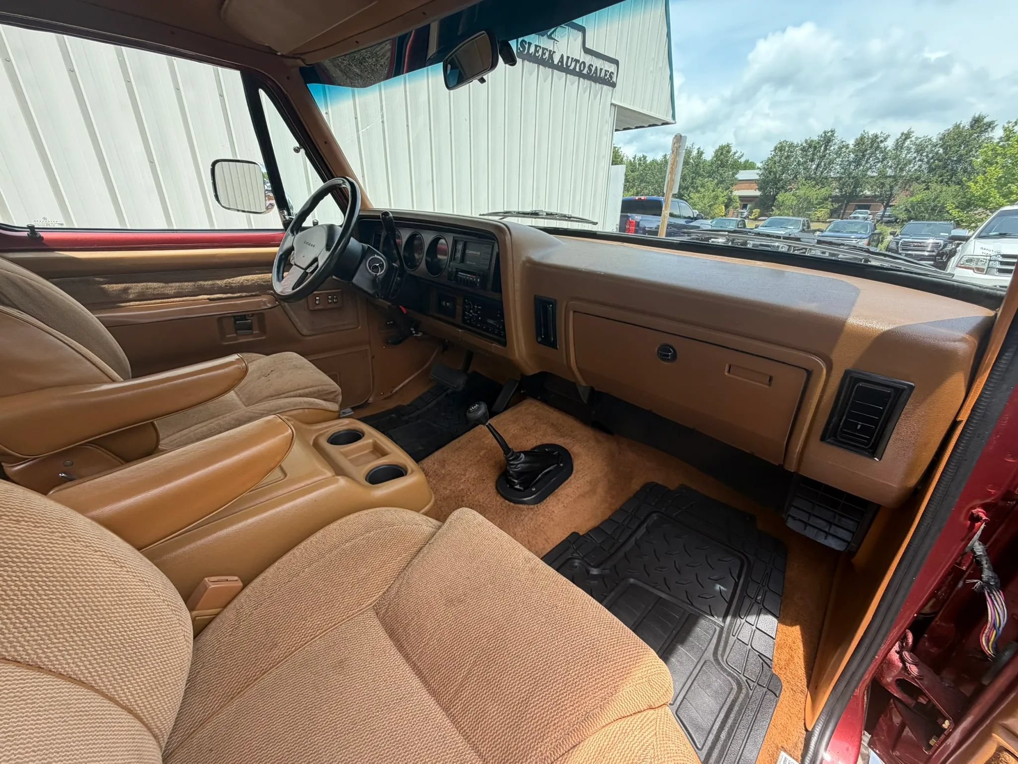 Used 1993 Dodge D/W Truck 350 AWD/4WD image 30
