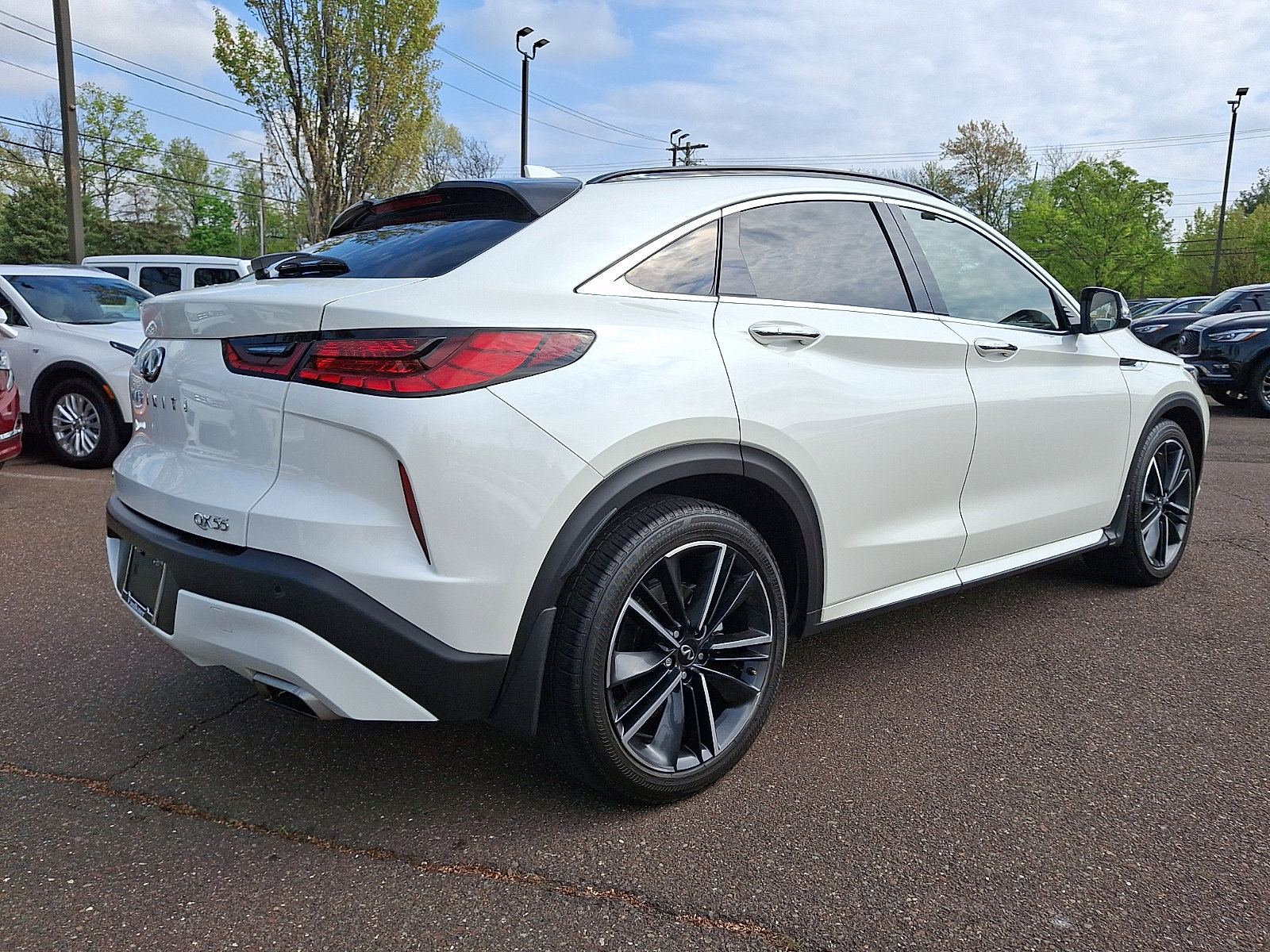 Certified 2023 INFINITI QX55 Luxe w/ Cargo Package AWD/4WD image 6