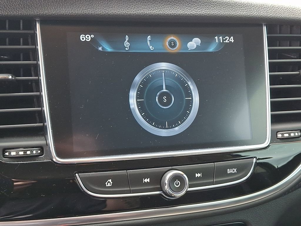 Used 2021 Buick Encore Preferred w/ Safety Package image 17