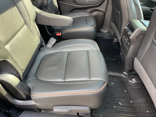 Used 2021 GMC Acadia AT4 w/ Technology Package image 11