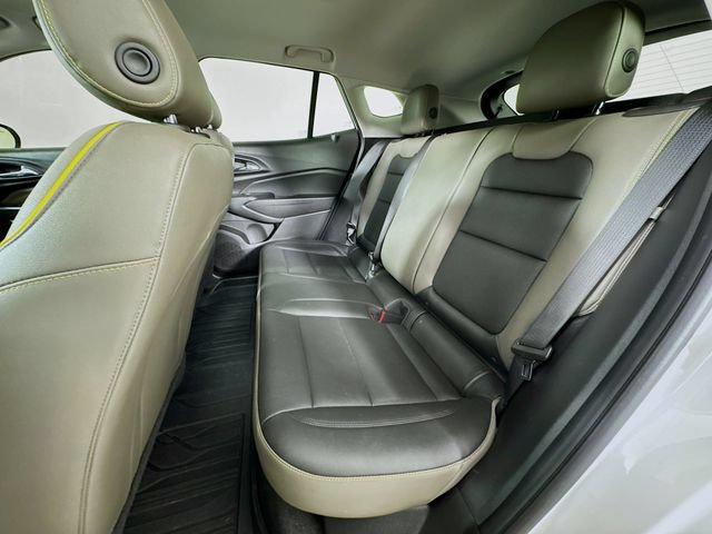 Used 2024 Chevrolet Trax ACTIV w/ Sunroof Package FWD image 22