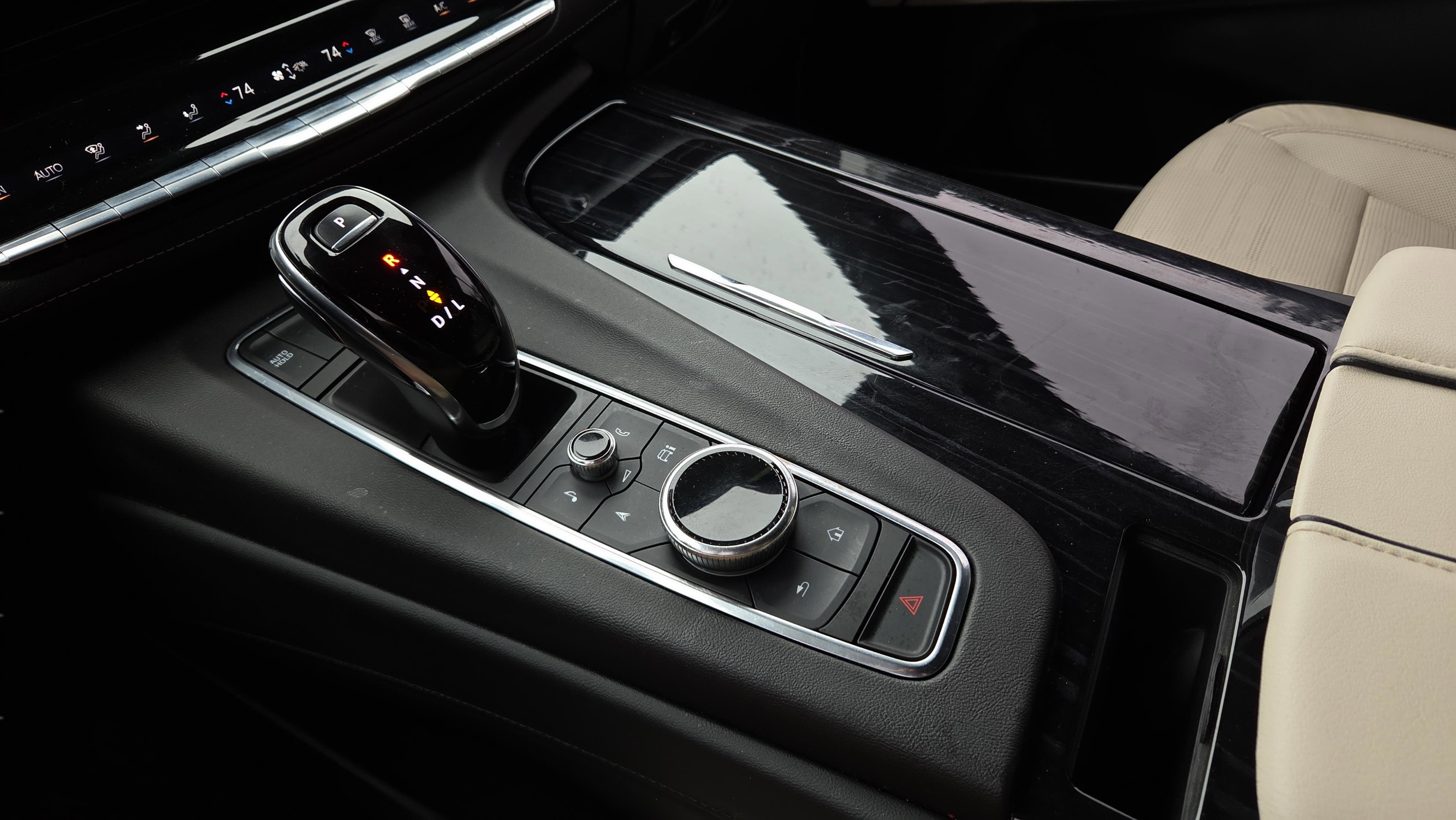 Used 2021 Cadillac Escalade Sport w/ Driver Assist Tech Package image 28