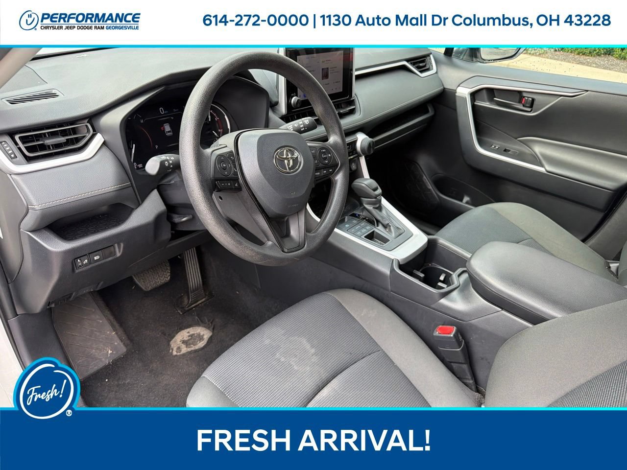 Used 2025 Toyota RAV4 LE AWD/4WD image 13