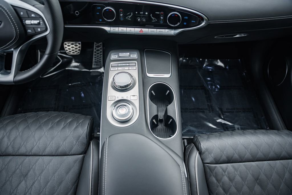 Used 2025 Genesis GV70 3.5T Sport w/ Sport Advanced Package image 27