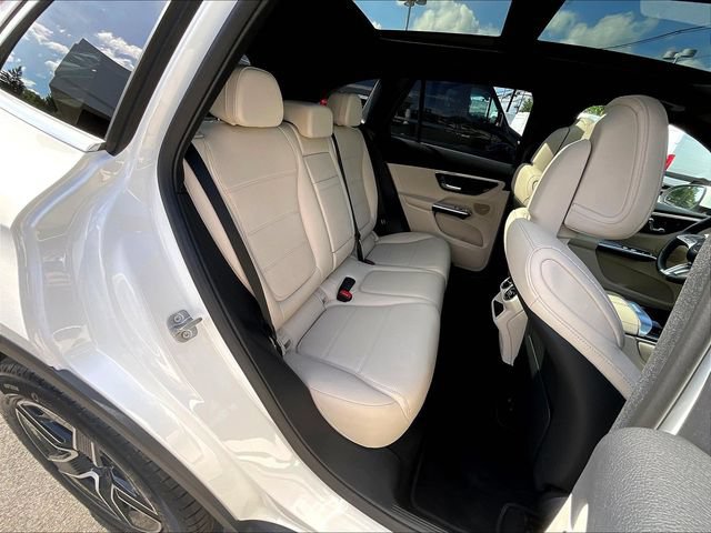 Used 2026 Mercedes-Benz GLC 300 4MATIC image 27