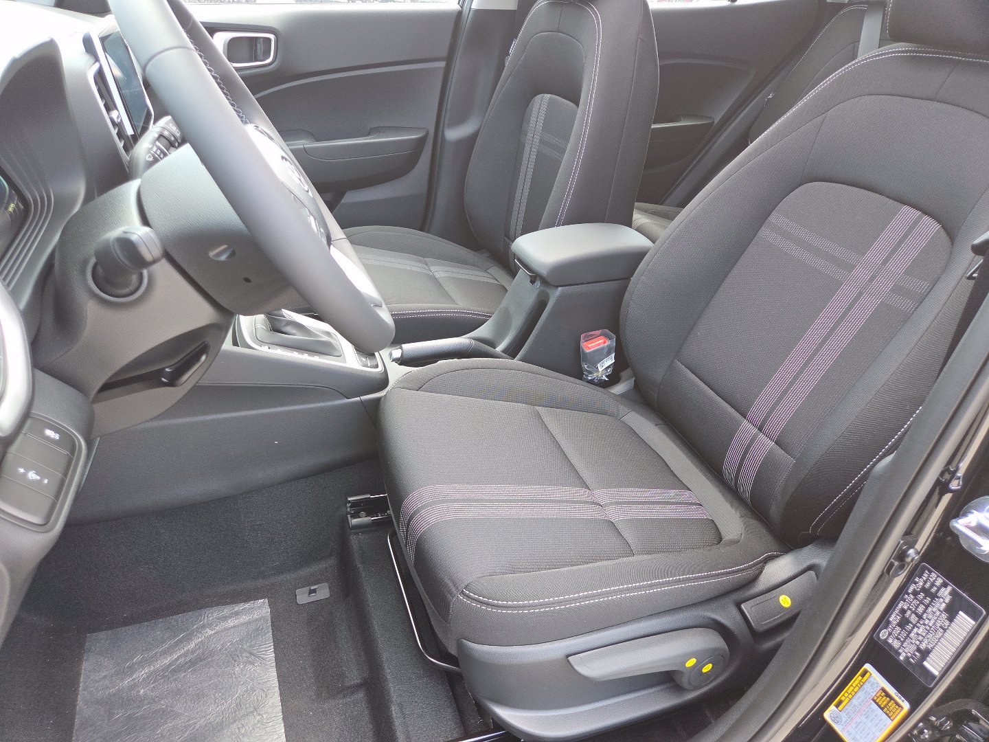 New 2026 Hyundai Venue SEL FWD image 26