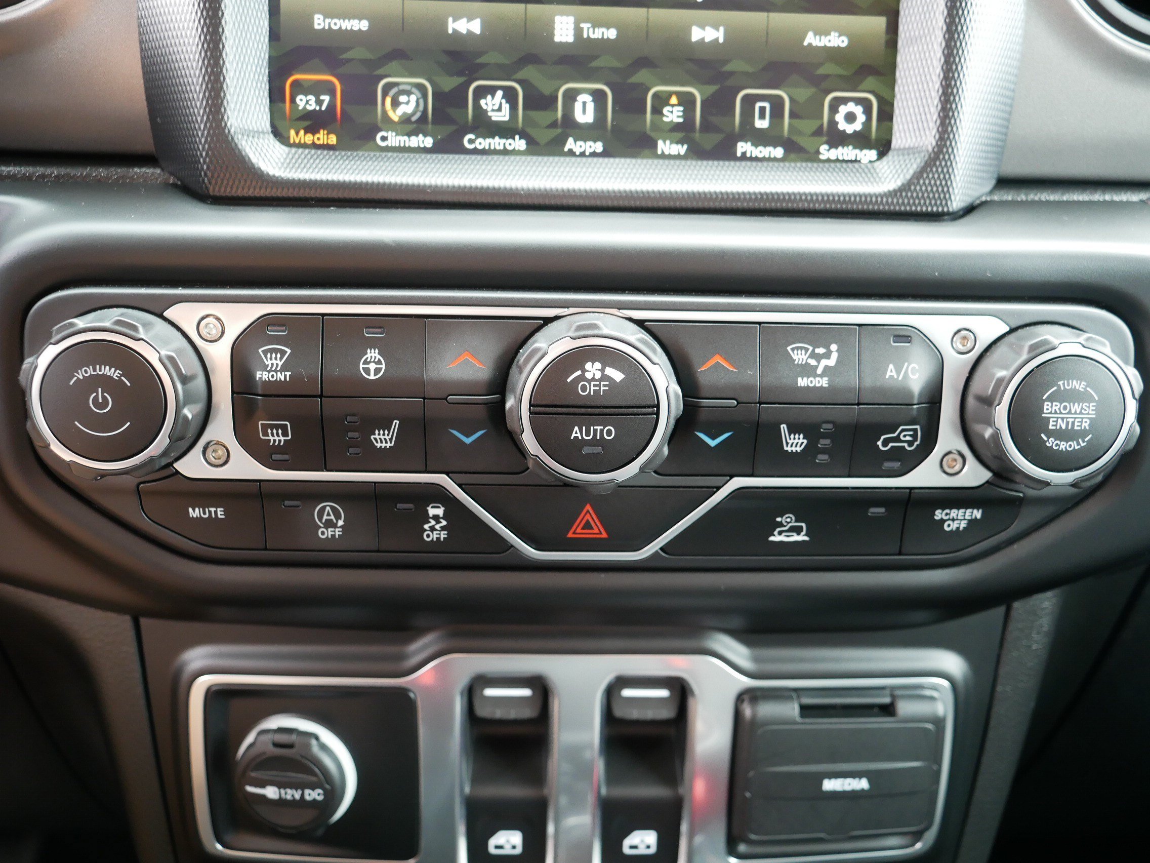 Used 2023 Jeep Wrangler Sport AWD/4WD image 23
