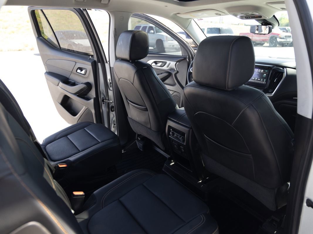 Used 2019 Chevrolet Traverse Premier w/ Redline Edition FWD image 19