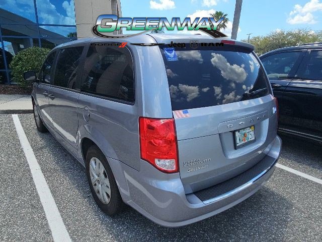 Used 2019 Dodge Grand Caravan SE w/ UConnect Hands-Free Group FWD image 7