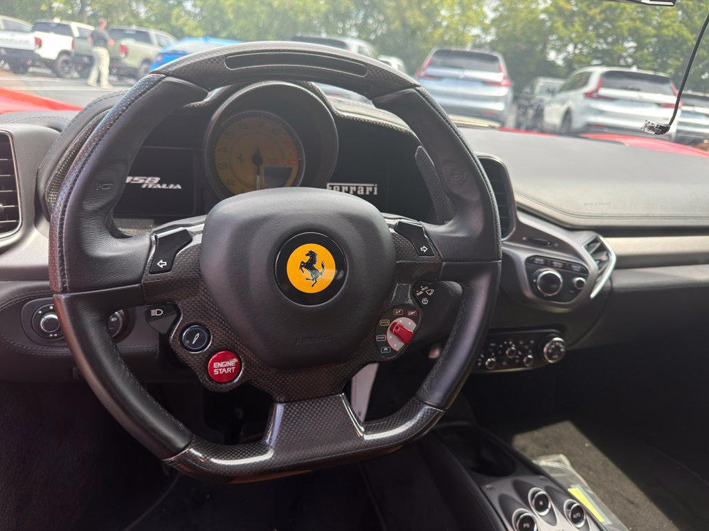 Used 2011 Ferrari 458 Italia Coupe RWD image 12