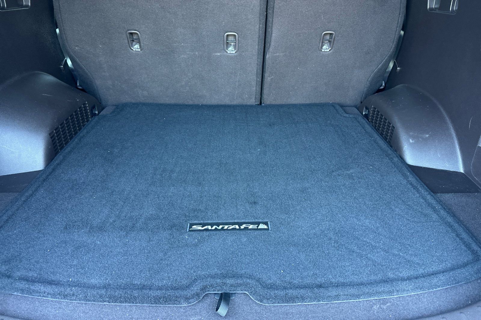 Used 2019 Hyundai Santa Fe FWD image 14