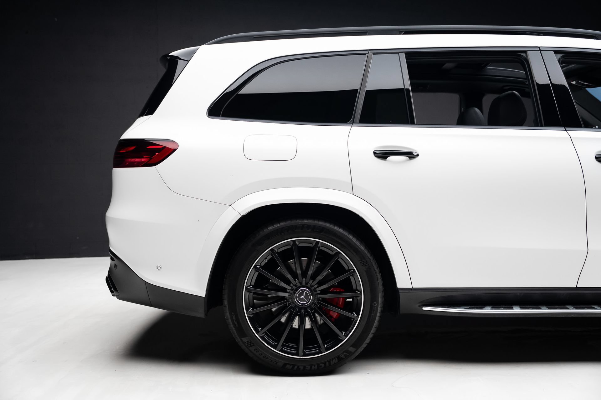 Used 2024 Mercedes-Benz GLS 63 AMG 4MATIC w/ Acoustic Comfort Package image 40