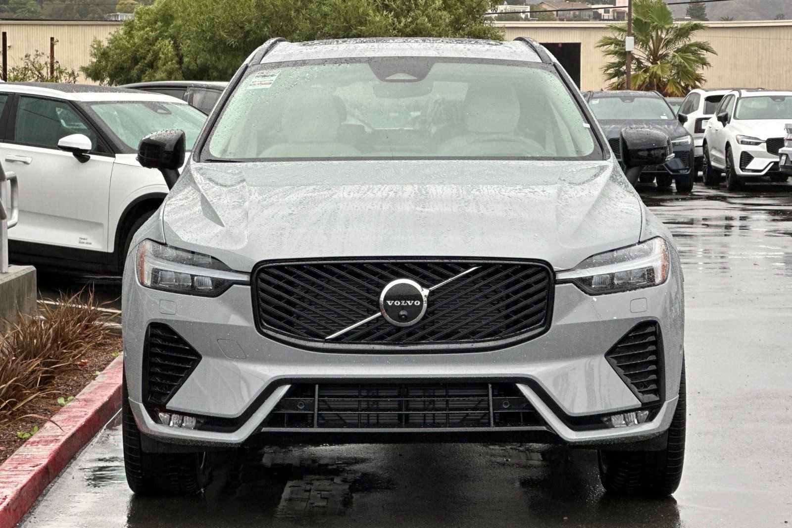 New 2026 Volvo XC60 B5 Ultra w/ Protection Package Premier image 10