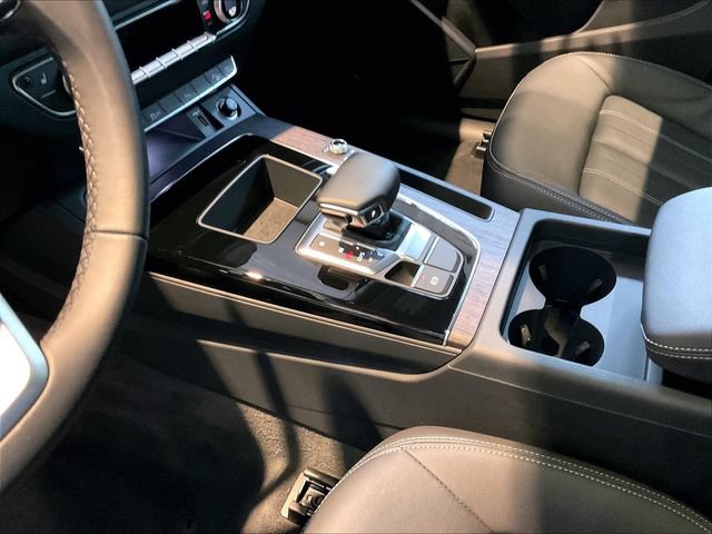 Used 2023 Audi Q5 Premium w/ Convenience Package AWD/4WD image 18