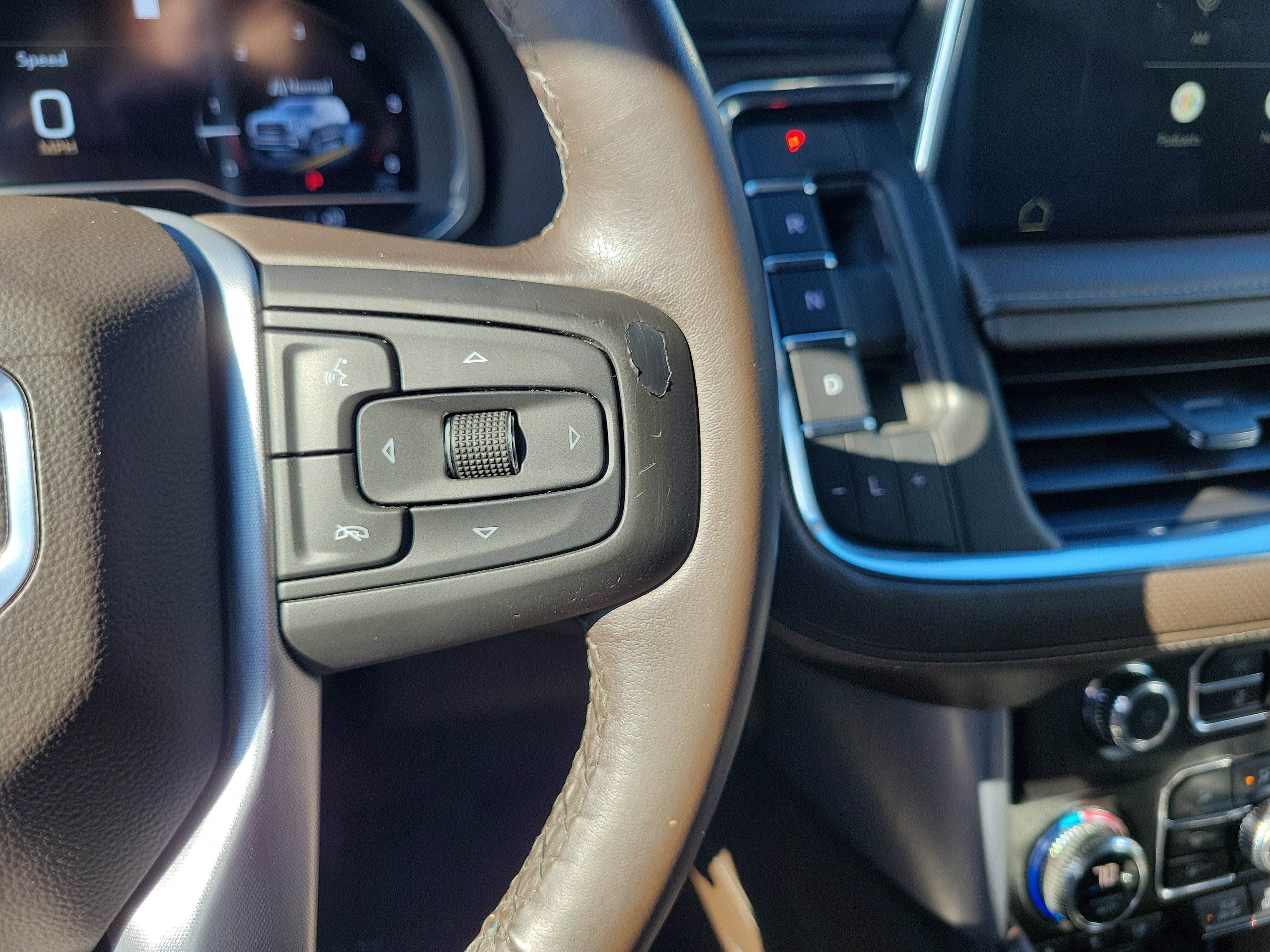 Used 2023 GMC Yukon SLT image 21