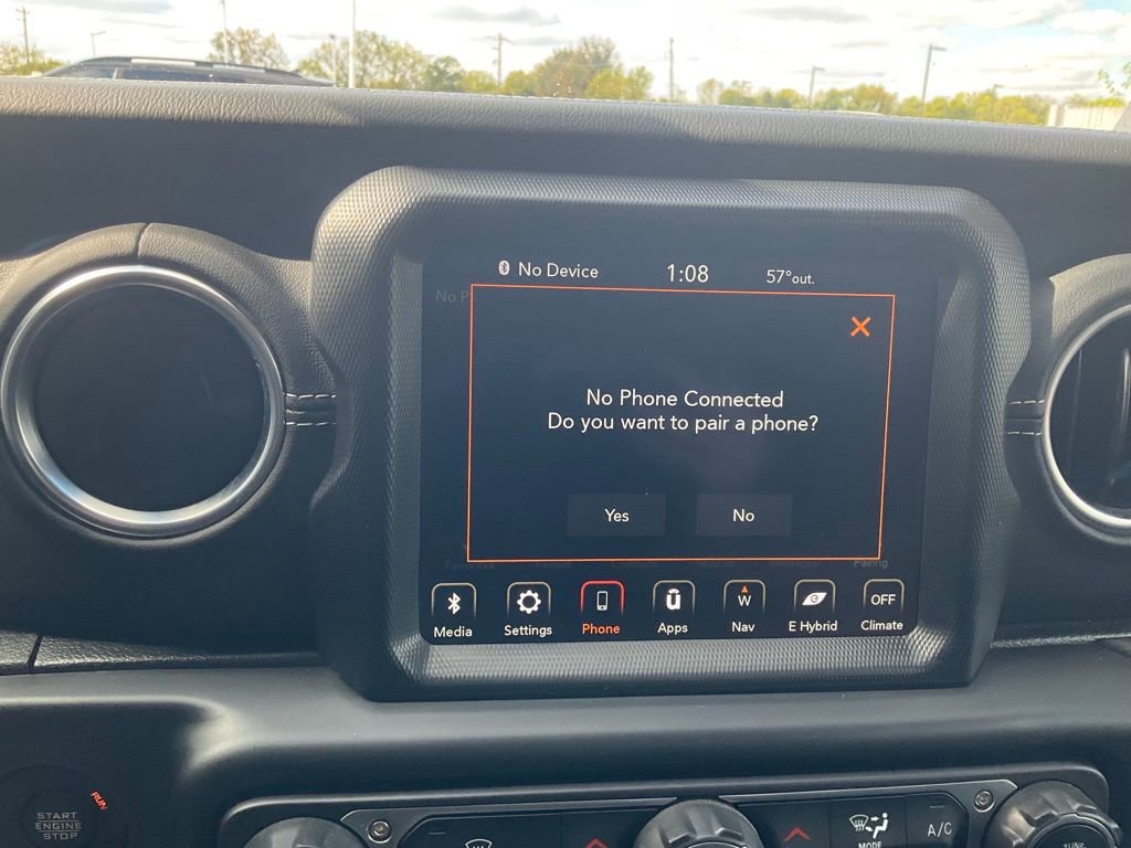 Used 2022 Jeep Wrangler Unlimited Sahara image 21